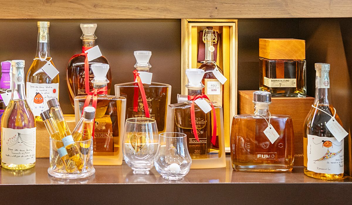 Selezione di liquori da Gloria Condorelli Catania