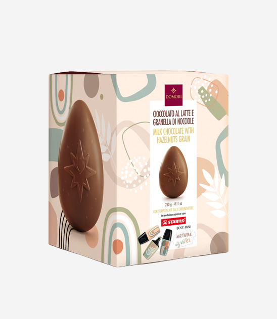 Uovo di cioccolato al latte e granella di nocciole stabilo Domori Gloria Condorelli